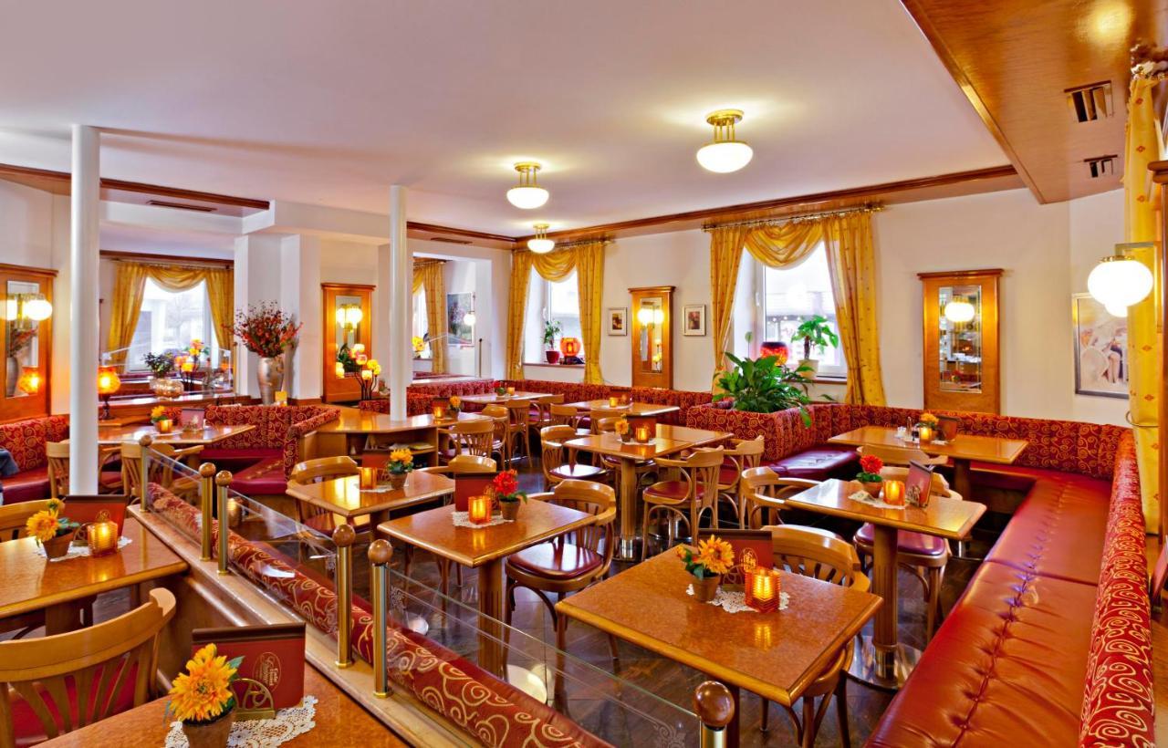 Hotel Greinwald ماركتوبردورف المظهر الخارجي الصورة