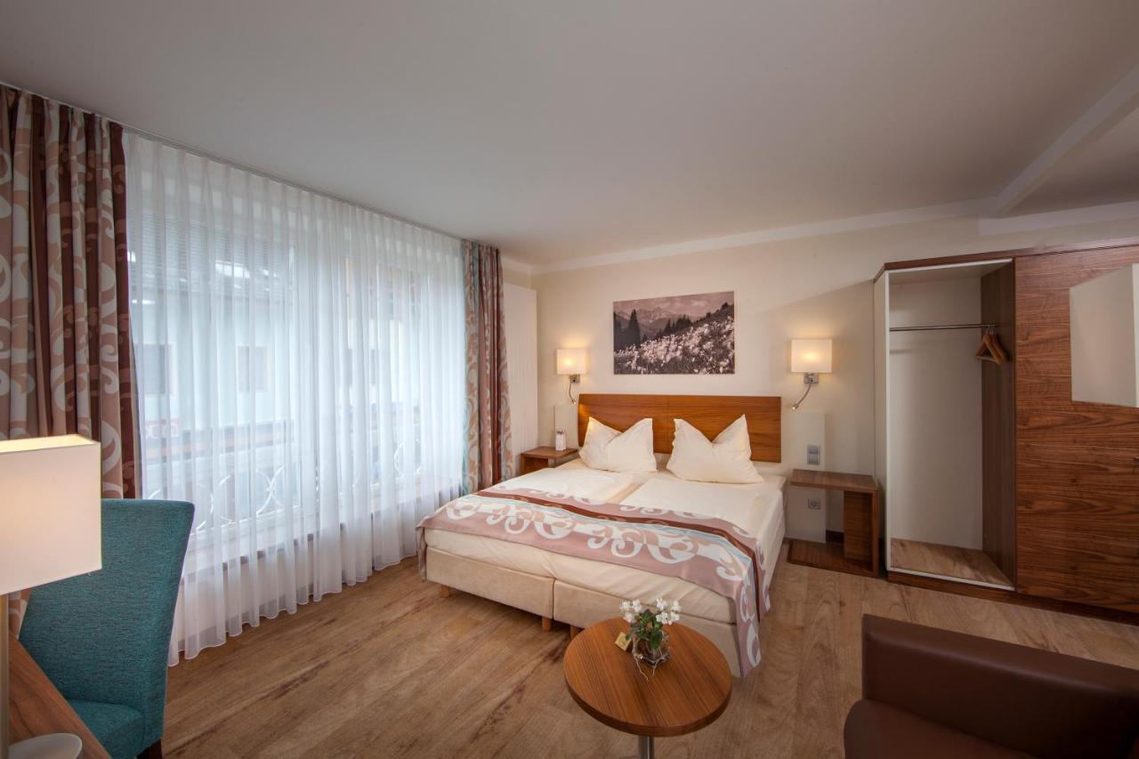 Hotel Greinwald ماركتوبردورف المظهر الخارجي الصورة