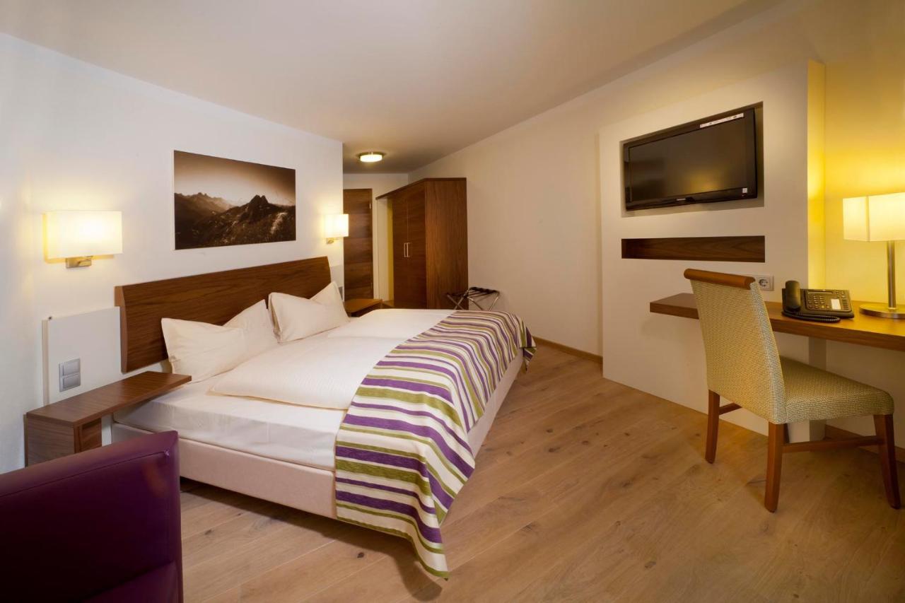 Hotel Greinwald ماركتوبردورف المظهر الخارجي الصورة