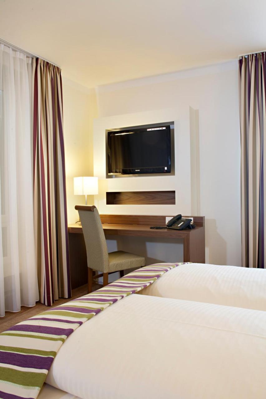 Hotel Greinwald ماركتوبردورف المظهر الخارجي الصورة